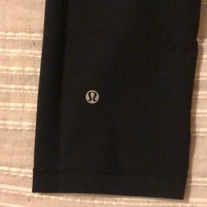 Lululemon wunder under crops reversible.